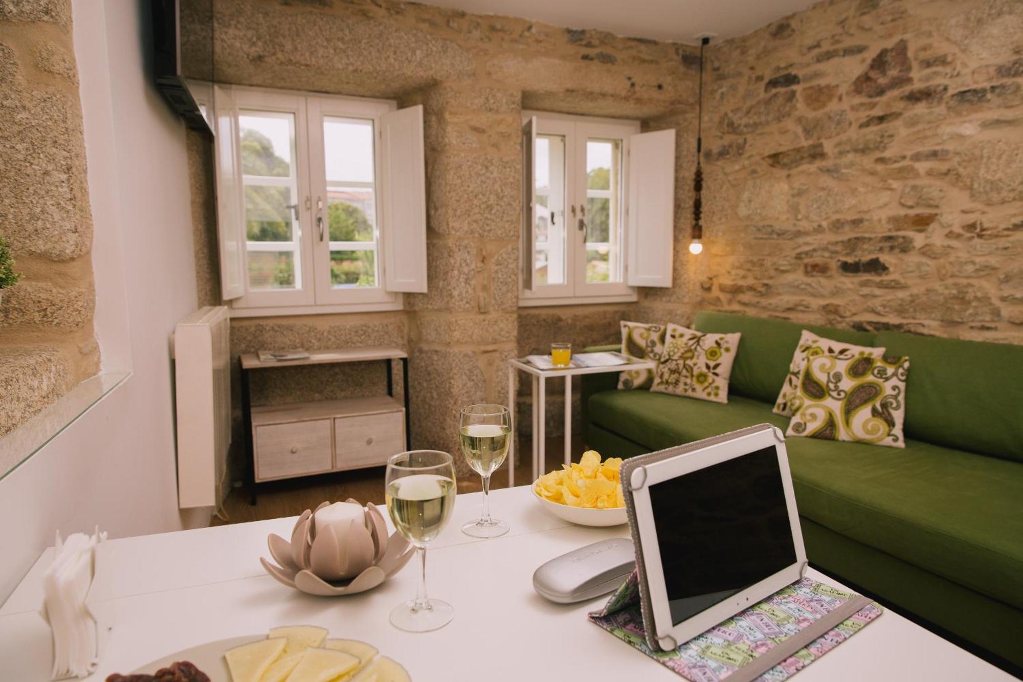 Roompedra Apartamentos Turisticos San Giacomo di Compostella Esterno foto